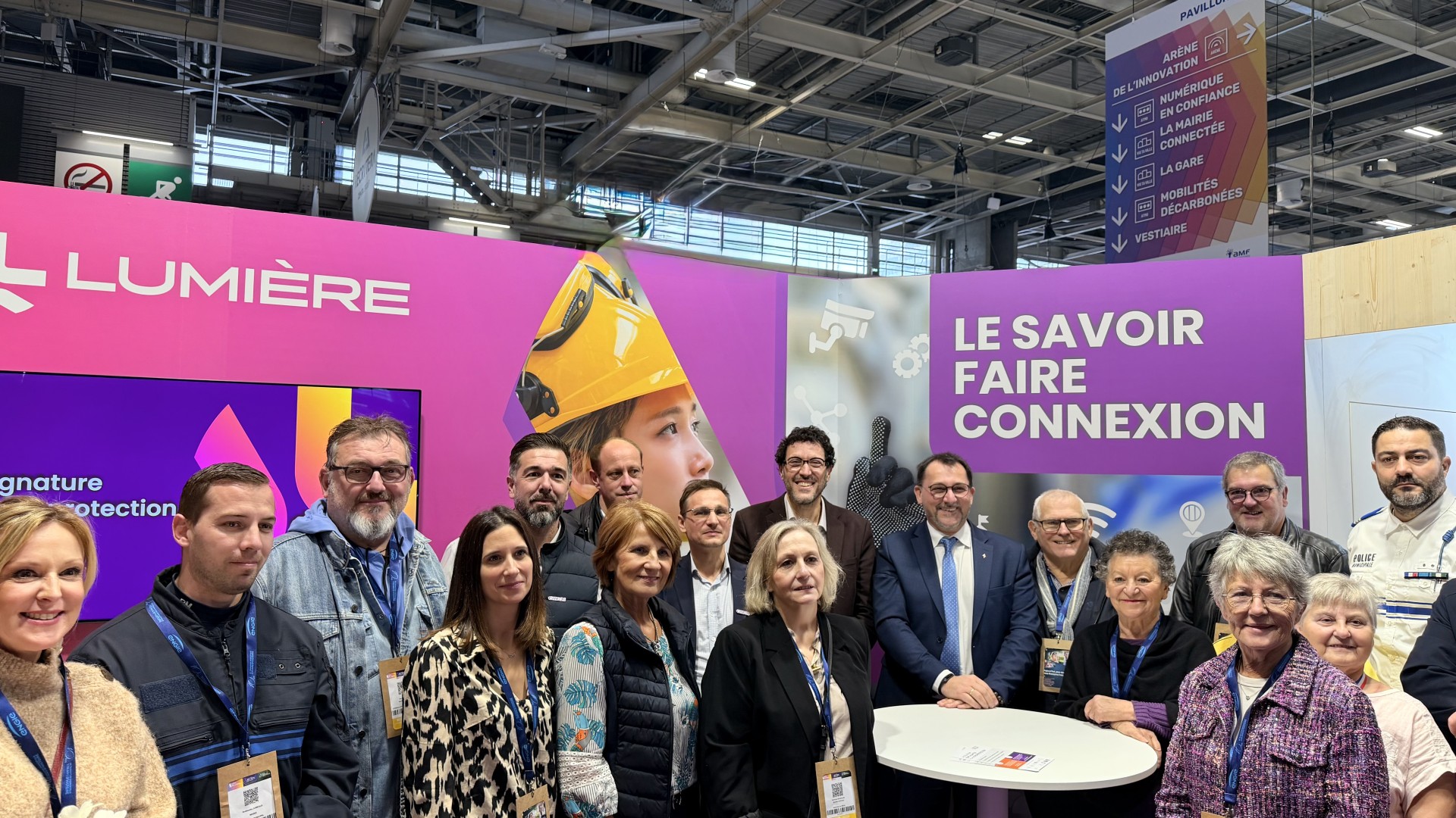 Communiqué de presse : Signature du contrat vidéoprotection entre Epône et Yvelines Fibre avec Citeos